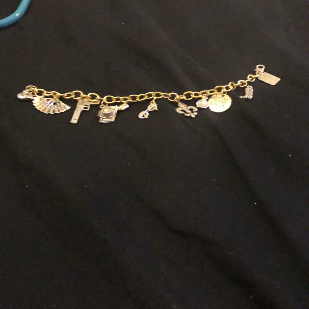 Charm bracelet